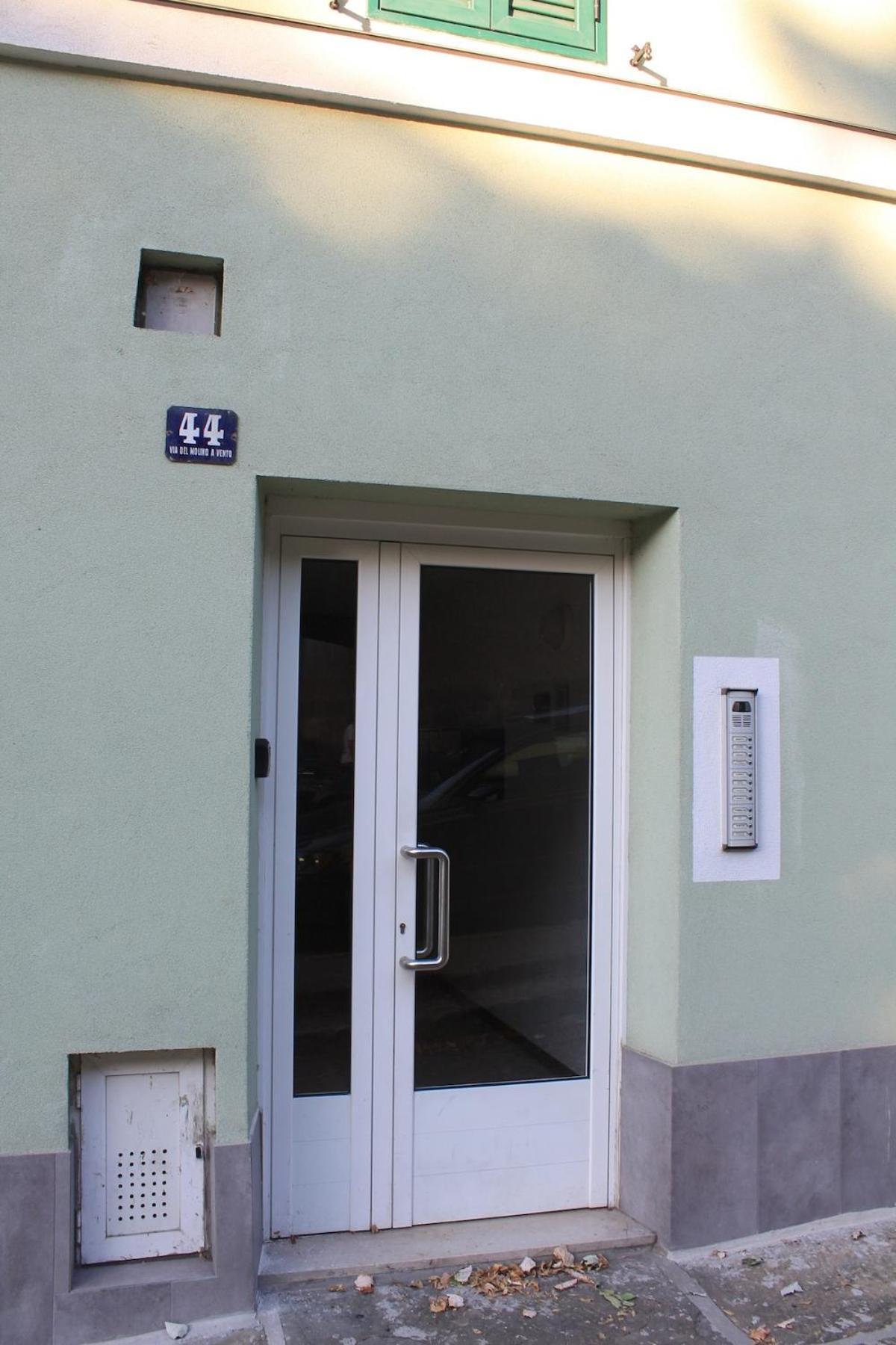 Terrace44 Oasi Di Pace E Relax Nel Cuore Di Trieste Dış mekan fotoğraf